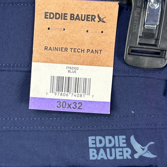 Eddie Bauer Rainier Tech Pants Hiking Mens 30X32 Blue Cargo Pocket Camping NEW